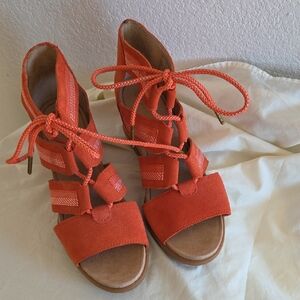 Sorel Orange Sandals  Size 10